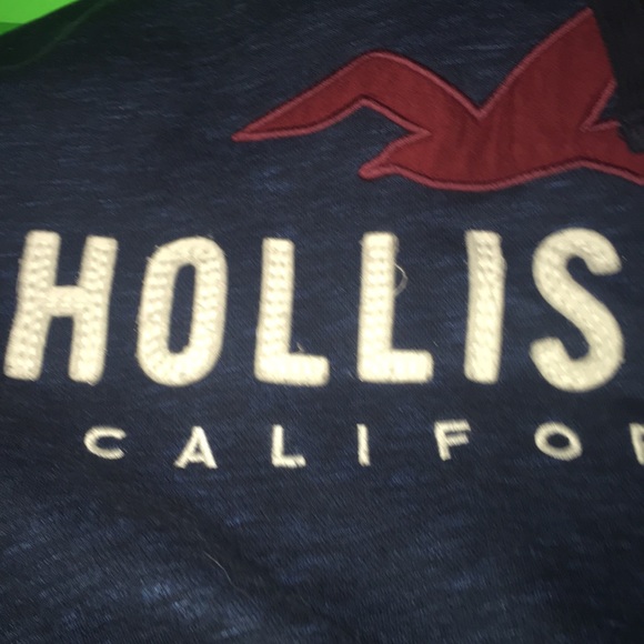 Holister pullover hoodie - Picture 2 of 5